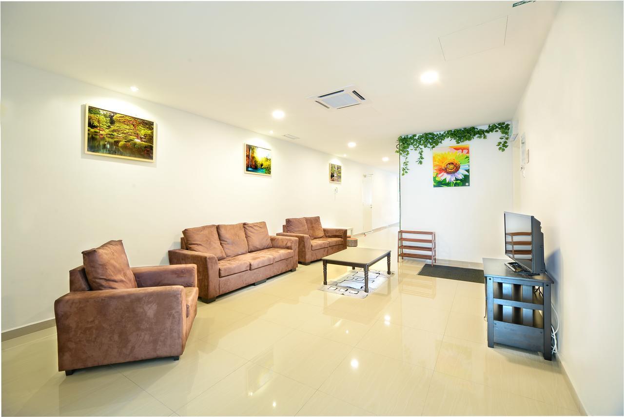 Hard Rock Vip Guest House Mersing Exterior photo